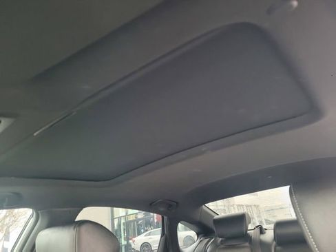 Used 2019 Honda Accord Sport image 11