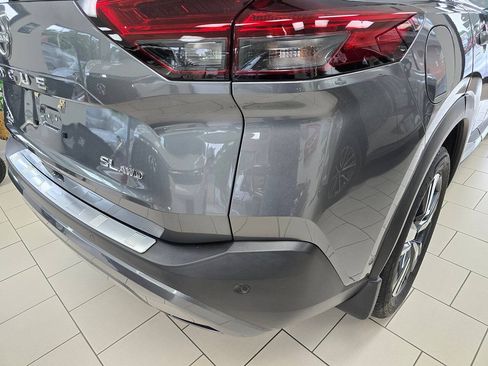 Used 2023 Nissan Rogue SL w/ SL Premium Package AWD/4WD image 12