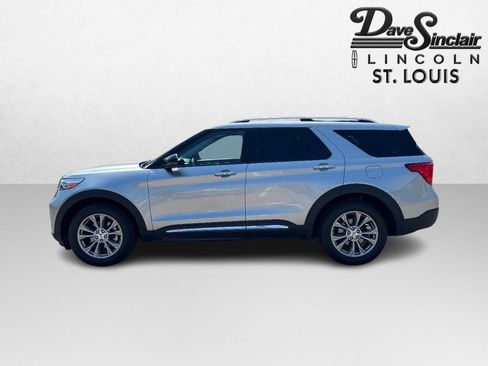 Used 2022 Ford Explorer Limited w/ Equipment Group 301A AWD/4WD image 6