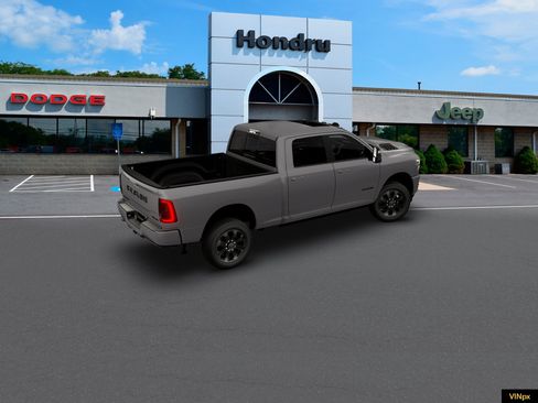 New 2026 RAM 2500 Laramie AWD/4WD image 7