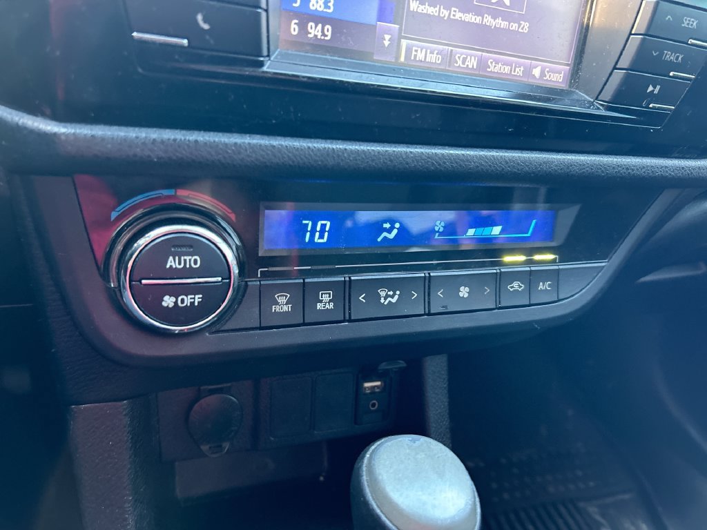 Used 2014 Toyota Corolla S FWD image 23