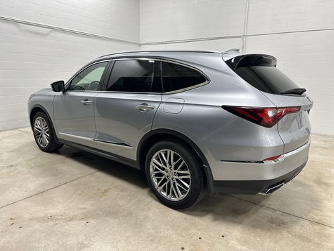 Used 2022 Acura MDX SH-AWD w/ Advance Package image 8