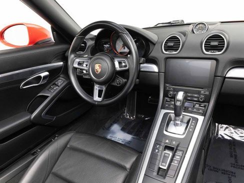 Used 2017 Porsche 718 Boxster S image 12