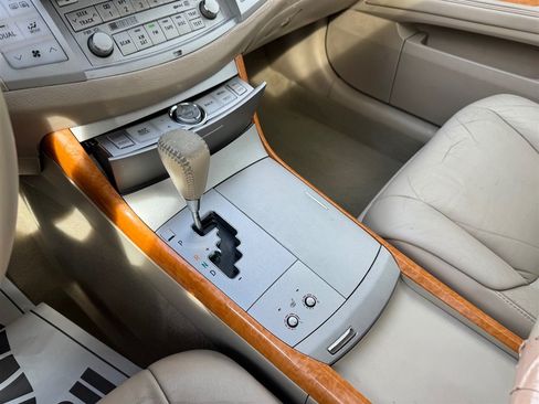 Used 2007 Toyota Avalon FWD image 12