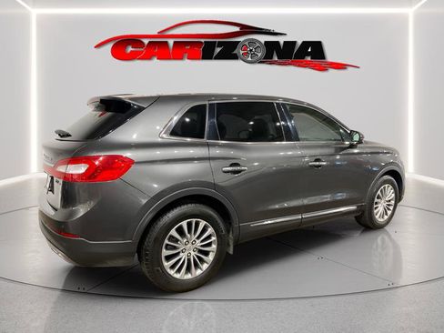 Used 2017 Lincoln MKX Select w/ Select Plus Package image 3