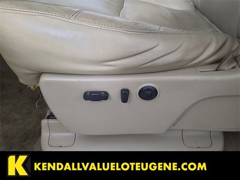 Used 2008 GMC Sierra 1500 SLT w/ SLT Preferred Package image 16