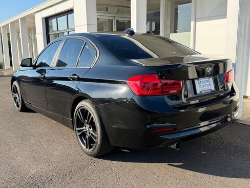 Used 2016 BMW 320i Sedan RWD image 3