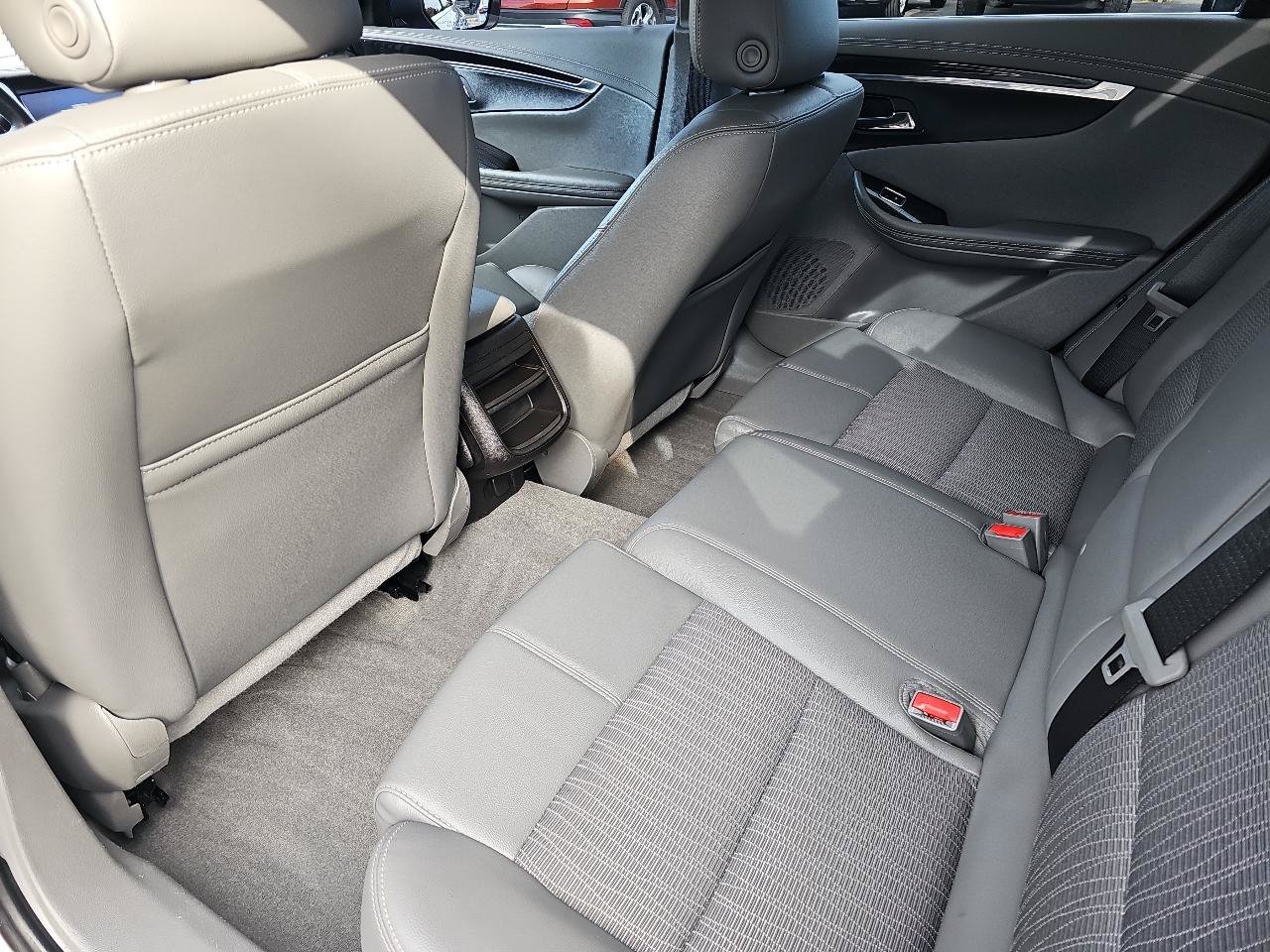 Used 2018 Chevrolet Impala LS FWD image 12
