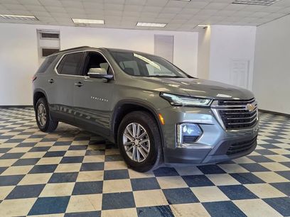 Used 2022 Chevrolet Traverse LT