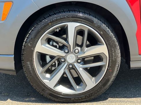 Used 2020 Hyundai Kona Limited FWD image 30