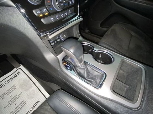 Used 2021 Jeep Grand Cherokee Laredo X image 20