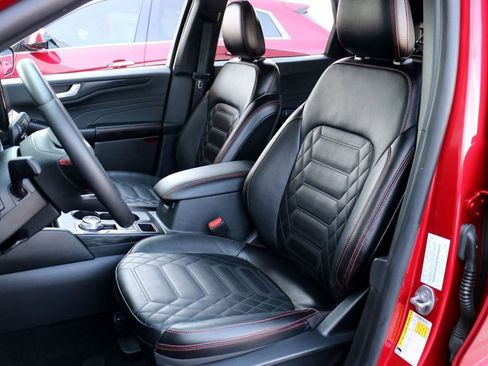 Used 2024 Ford Escape ST-Line Elite w/ Premium Technology Package image 21