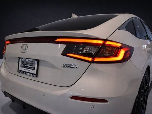 Used 2024 Honda Civic Sport Touring image 11