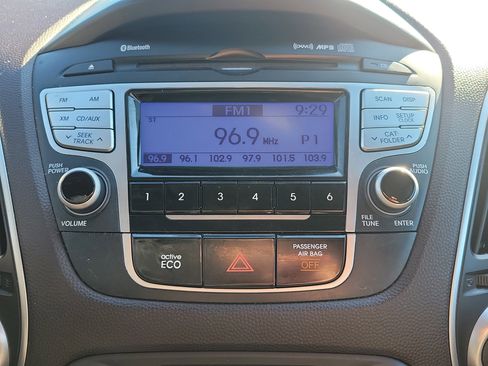 Used 2012 Hyundai Tucson GLS image 31