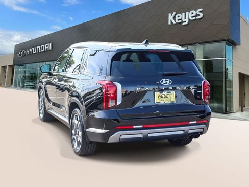 Used 2023 Hyundai Palisade Limited AWD/4WD image 7