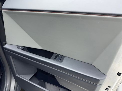 Used 2024 Tesla Cybertruck AWD Crew Cab image 44