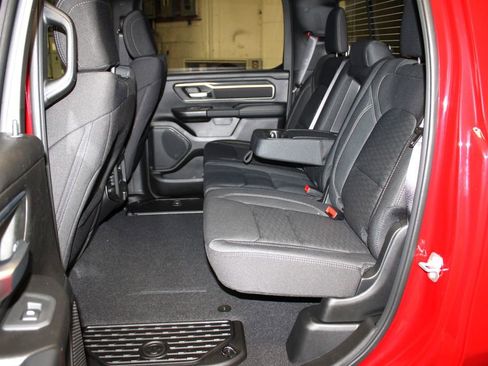 New 2026 RAM 1500 4x4 Crew Cab image 26