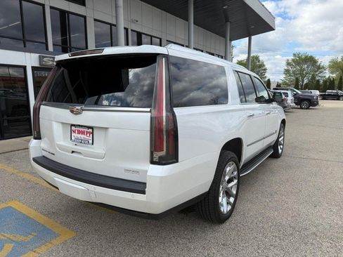 Used 2016 Cadillac Escalade ESV Premium AWD/4WD image 5