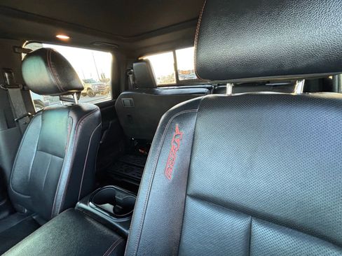 Used 2021 Nissan Titan PRO-4X w/ Pro-4x Convenience Package image 26