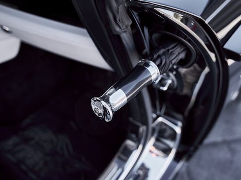 Used 2015 Rolls-Royce Wraith image 37