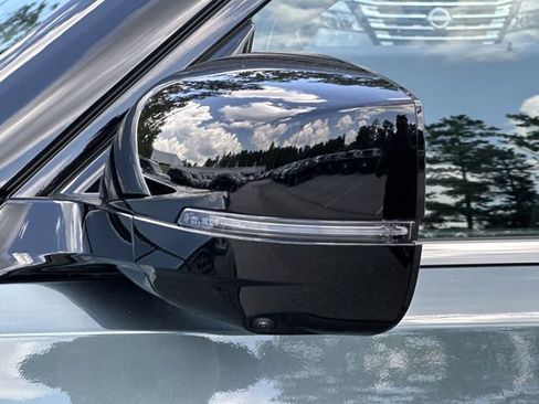 New 2025 Nissan Armada PRO-4X image 37