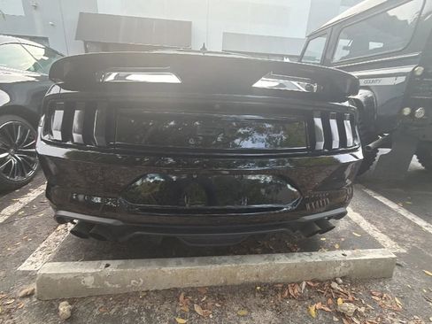 Used 2021 Ford Mustang GT Premium w/ Black Accent Package RWD image 5