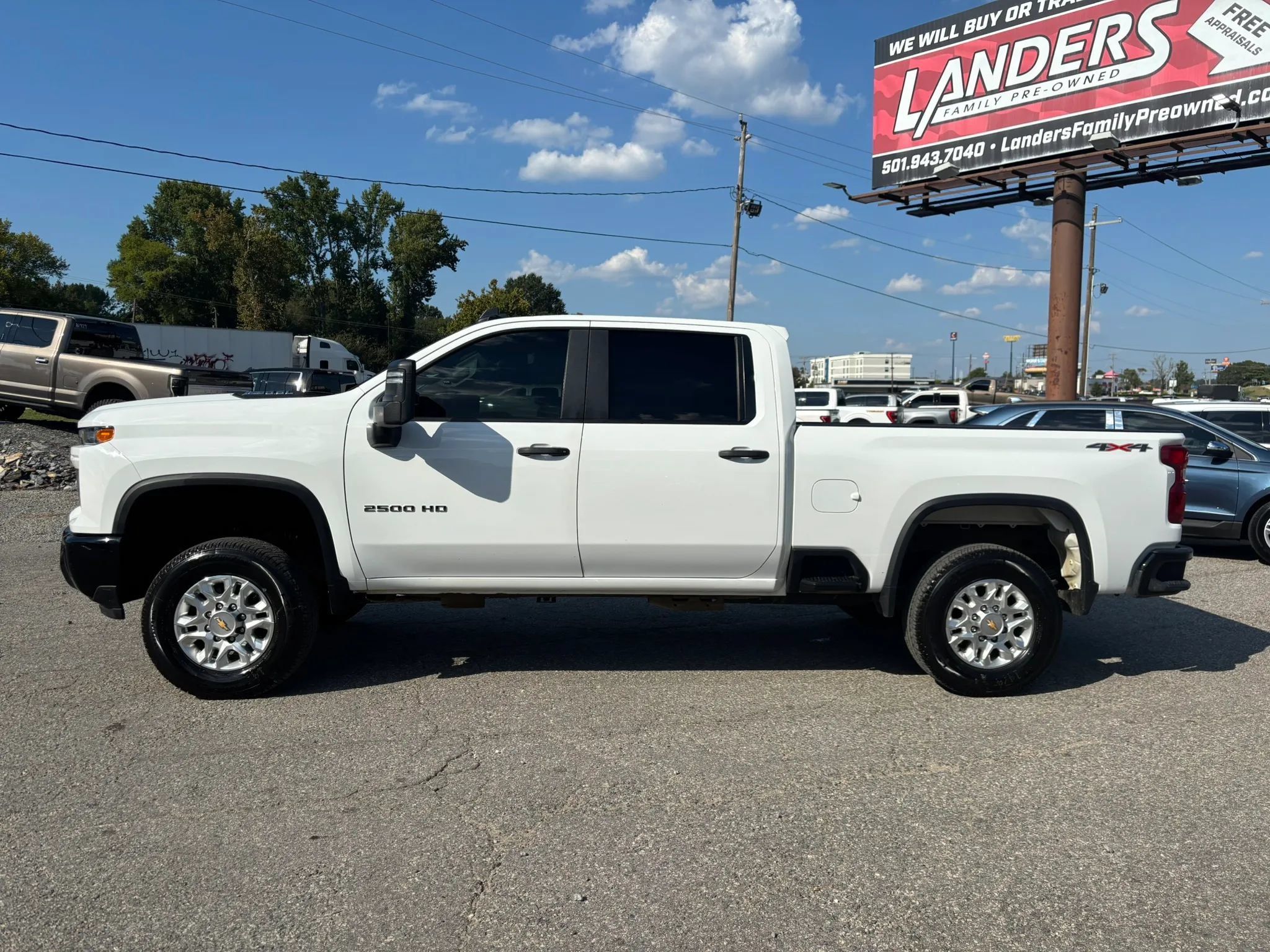 Used 2024 Chevrolet Silverado 2500 Custom w/ Custom Value Package AWD/4WD image 2