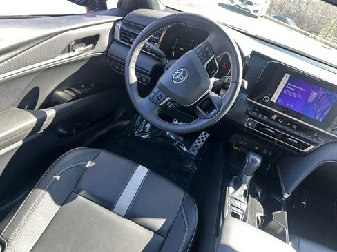 Certified 2025 Toyota Camry SE FWD image 21