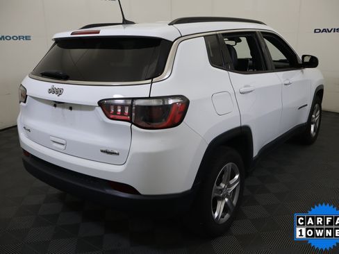Used 2024 Jeep Compass Latitude AWD/4WD image 6