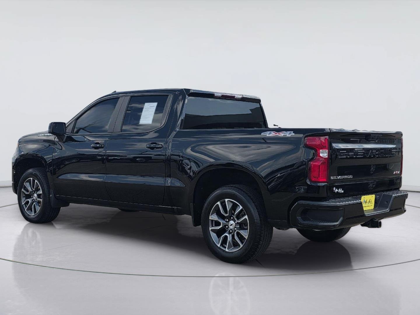 Used 2024 Chevrolet Silverado 1500 RST w/ LPO, Liner Protection Package AWD/4WD image 7