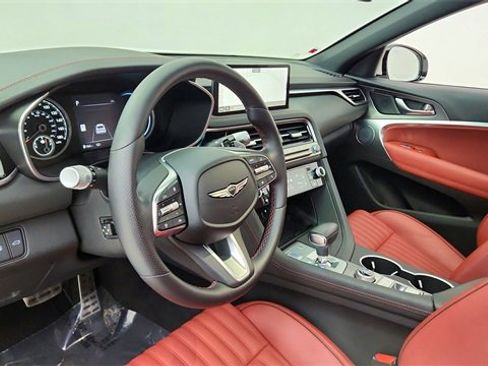 Used 2025 Genesis G70 2.5T w/ Sport Prestige Package image 19