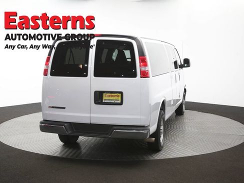 Used 2024 Chevrolet Express 3500 LT w/ LT Preferred Equipment Group RWD image 37