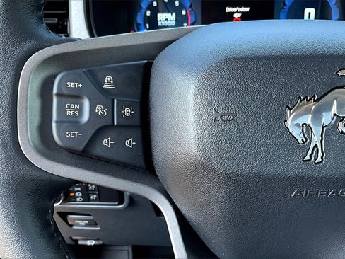 New 2025 Ford Bronco Badlands image 18