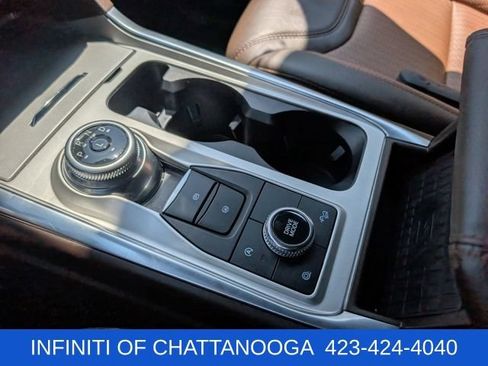 Used 2024 Ford Explorer King Ranch w/ Technology Package AWD/4WD image 18