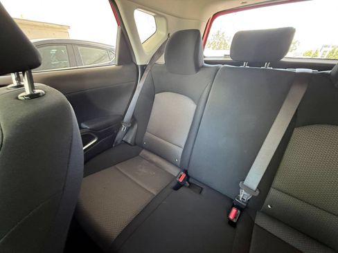 Used 2025 Kia Soul LX w/ LX Technology Package FWD image 37