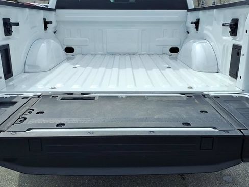Used 2024 Ford F150 Lariat w/ Bed Utility Package AWD/4WD image 10