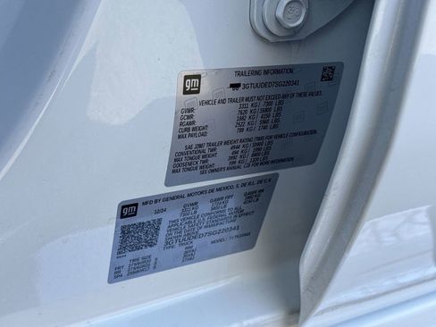 Used 2025 GMC Sierra 1500 SLT w/ SLT Premium Plus Package image 35