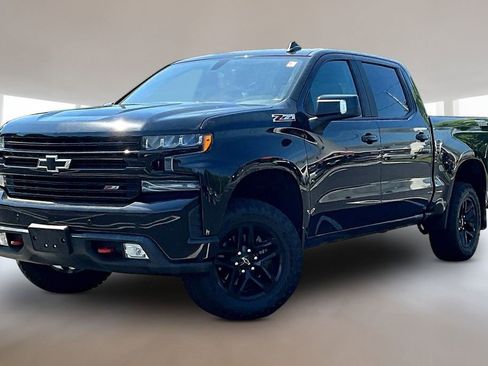 Used 2019 Chevrolet Silverado 1500 LT Trail Boss AWD/4WD image 3