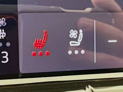 Used 2025 Volkswagen Atlas SEL Premium R-Line image 22