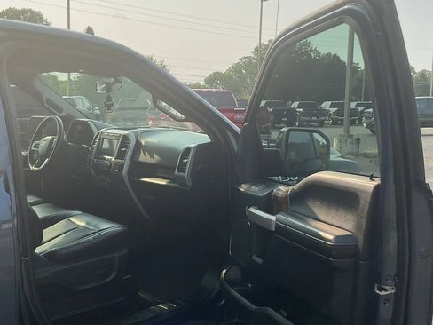 Used 2020 Ford F150 Lariat w/ Trailer Tow Package AWD/4WD image 39