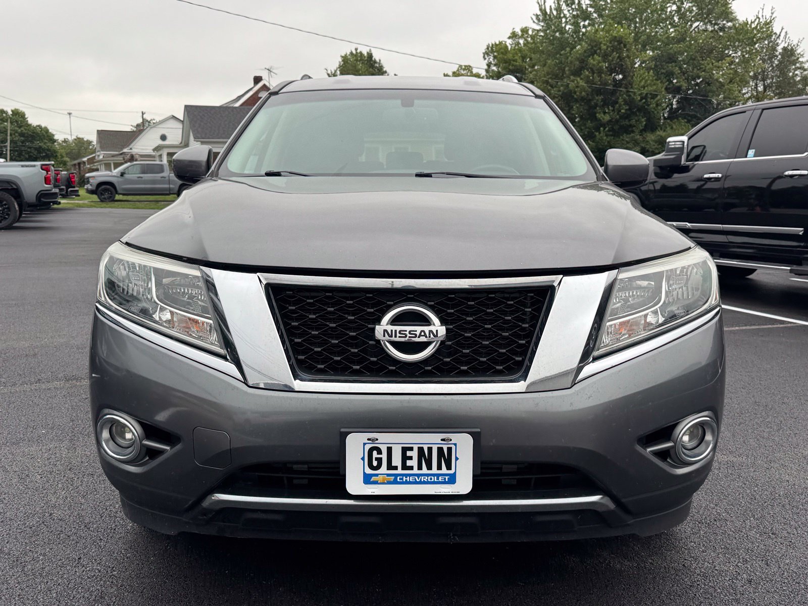 Used 2015 Nissan Pathfinder SV w/ Cargo Package FWD image 9