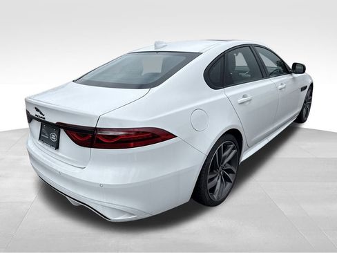 New 2024 Jaguar XF R-Dynamic SE image 7