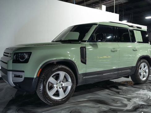 Used 2023 Land Rover Defender 110 75th Limited Edition image 14