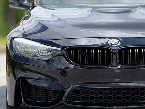 Used 2018 BMW M4 Coupe RWD image 14