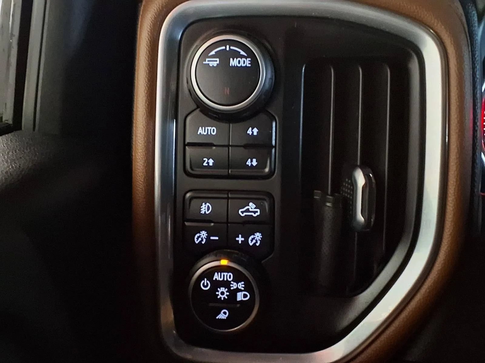 Used 2021 Chevrolet Silverado 2500 High Country AWD/4WD image 25
