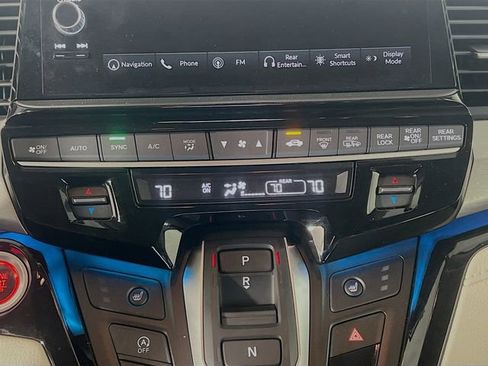 Used 2025 Honda Odyssey Touring image 23