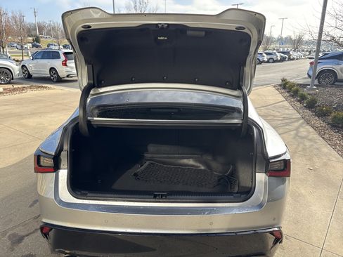 Used 2022 Lexus IS 350 F Sport image 32