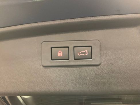 Used 2022 Subaru Outback Premium image 37