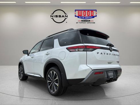 New 2026 Nissan Pathfinder Platinum AWD/4WD image 4