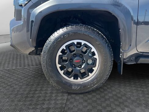 Used 2024 Toyota Tacoma TRD Off-Road image 23